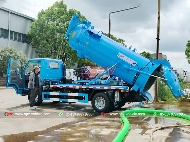 ISUZU 100P Sewer Cleaning Truck-Tank Lifting